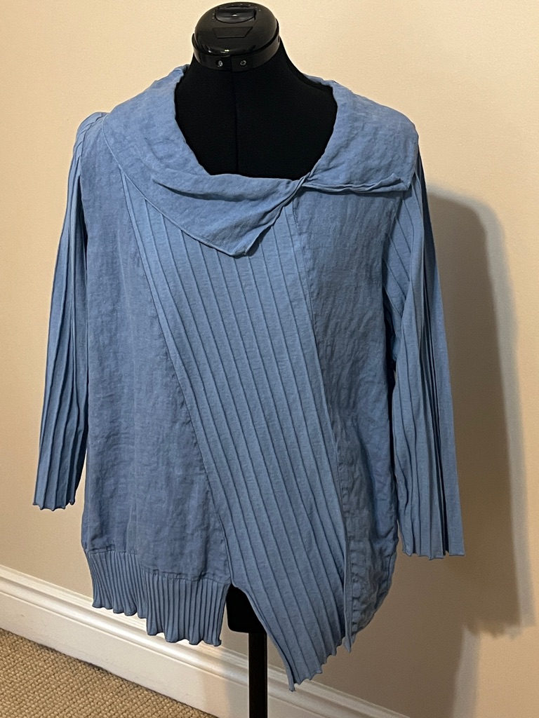 Fenini Linen And Cotton 3/4 Length Sleeve Asymmetrical Top